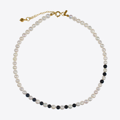 YAMI WHITE NECKLACE